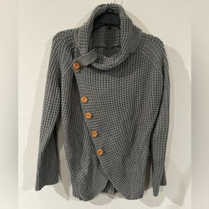 Loose turtle neck sweater